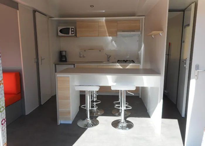 ホテル Le Roc Qui Parle Nant