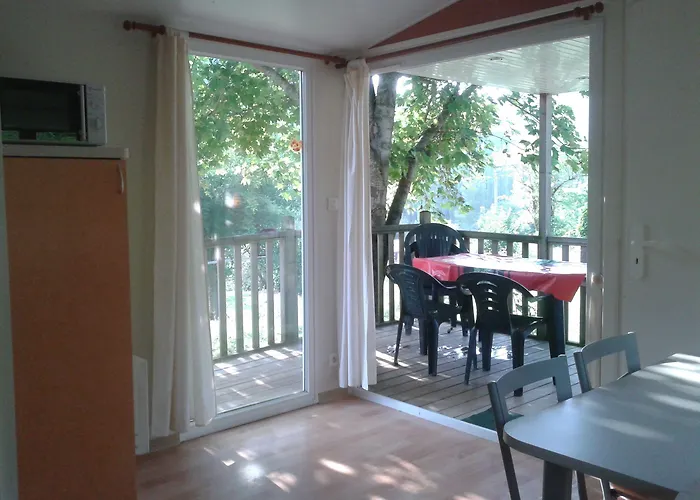 Le Roc Qui Parle Nant