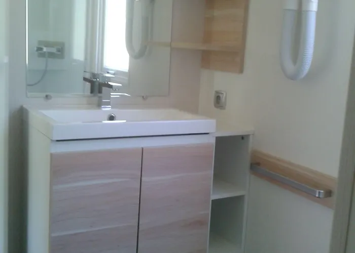 Le Roc Qui Parle Nant