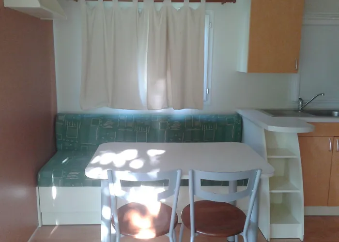 ホテル Le Roc Qui Parle 3*