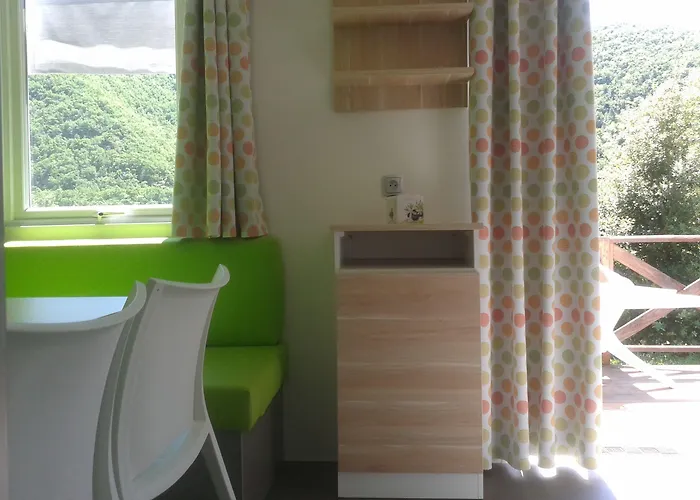 Le Roc Qui Parle 3* Nant